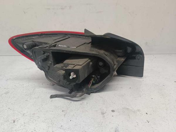 FEU ARRIERE DROIT SEAT - Vue 2